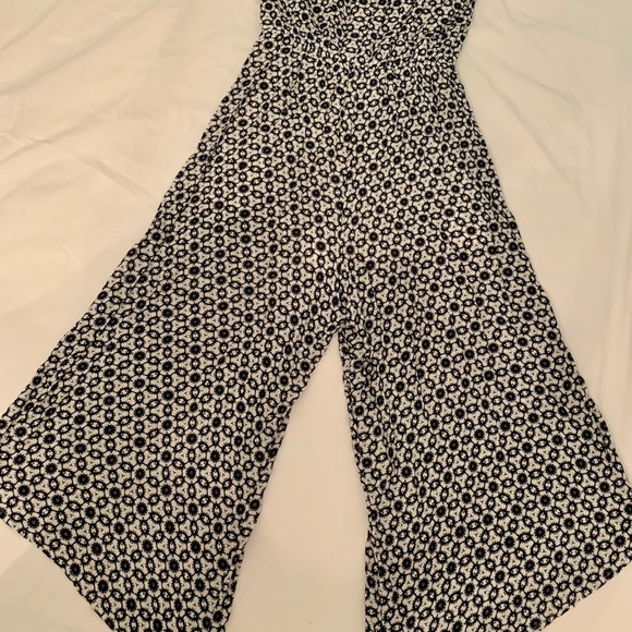 Beach Vibe jumpsuit💙🤍 Size M - Picture 3 of 4